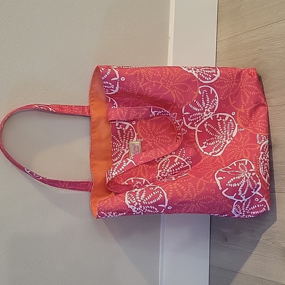 Lilly Pulitzer x Estee Lauder Pink Coral Canvas Sand Dollar Print Tote… - Picture 1 of 5